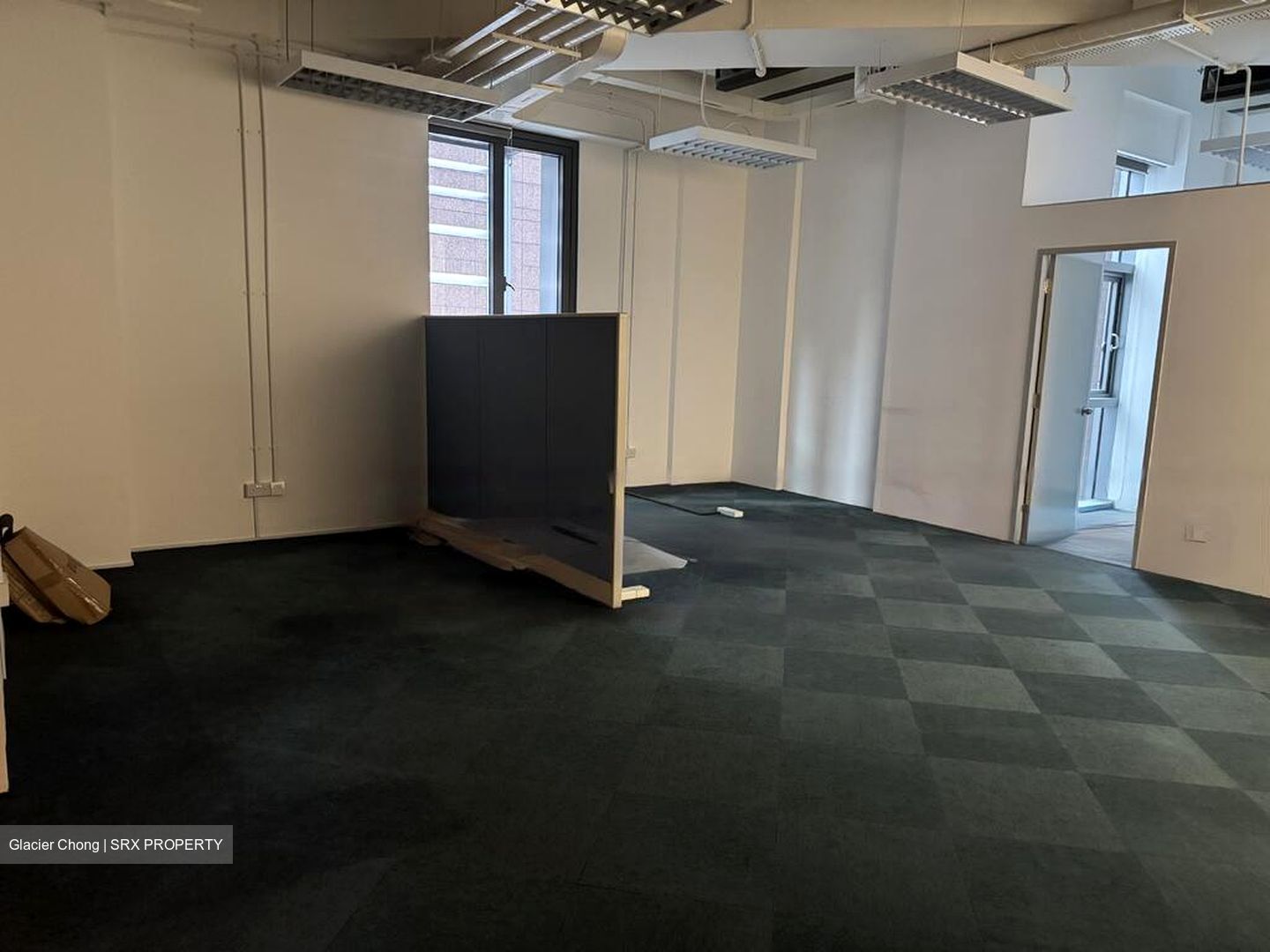 PLUS (D1), Office #462655391